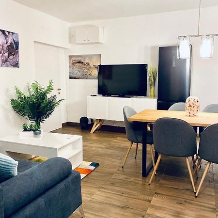 Apartments Stara Baška Екстериор снимка