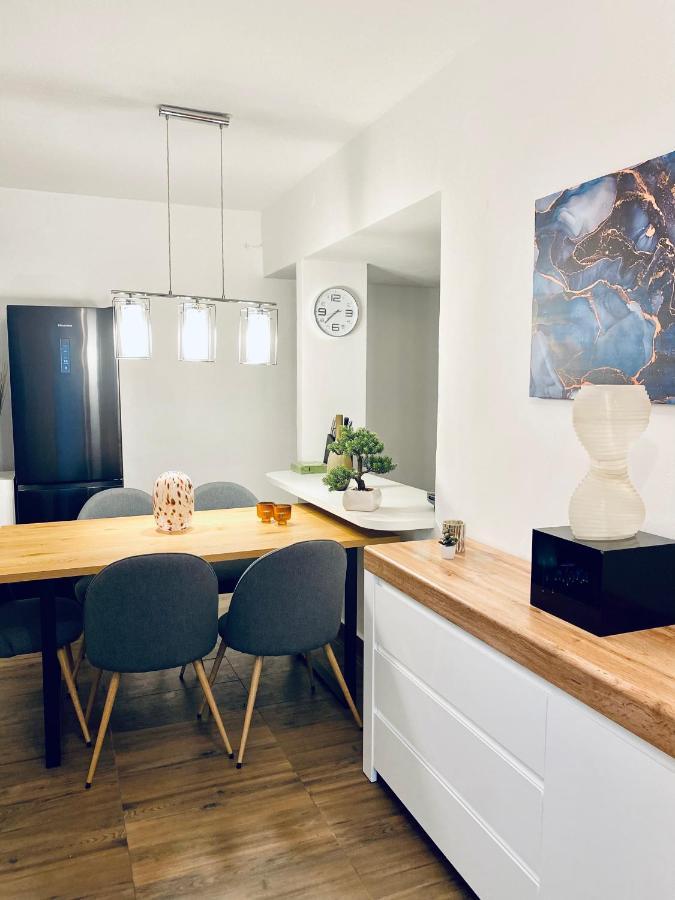 Apartments Stara Baška Екстериор снимка