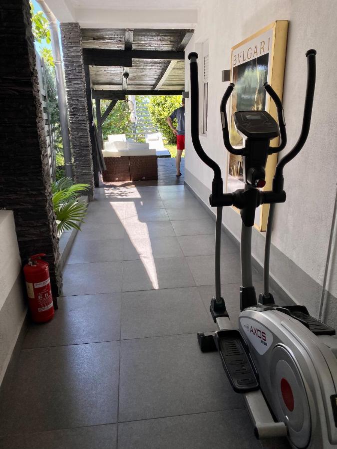 Apartments Stara Baška Екстериор снимка