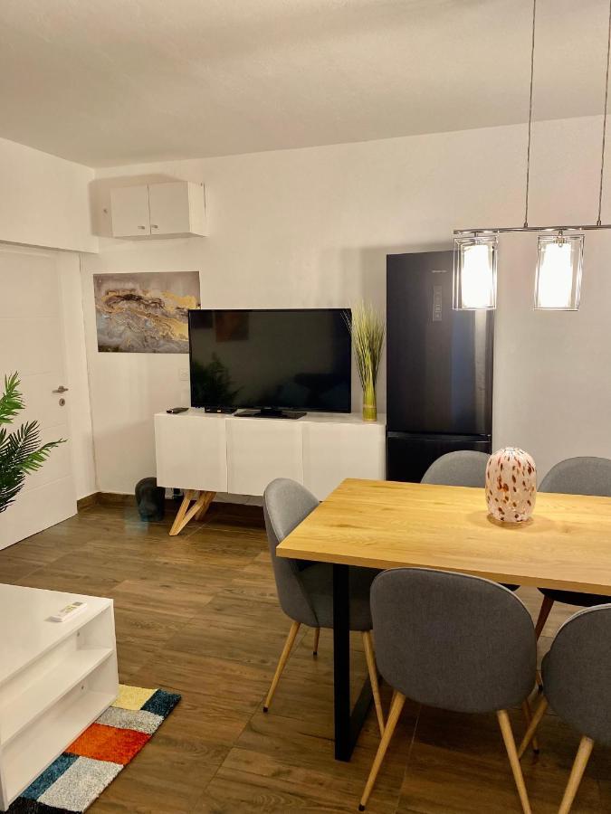 Apartments Stara Baška Екстериор снимка