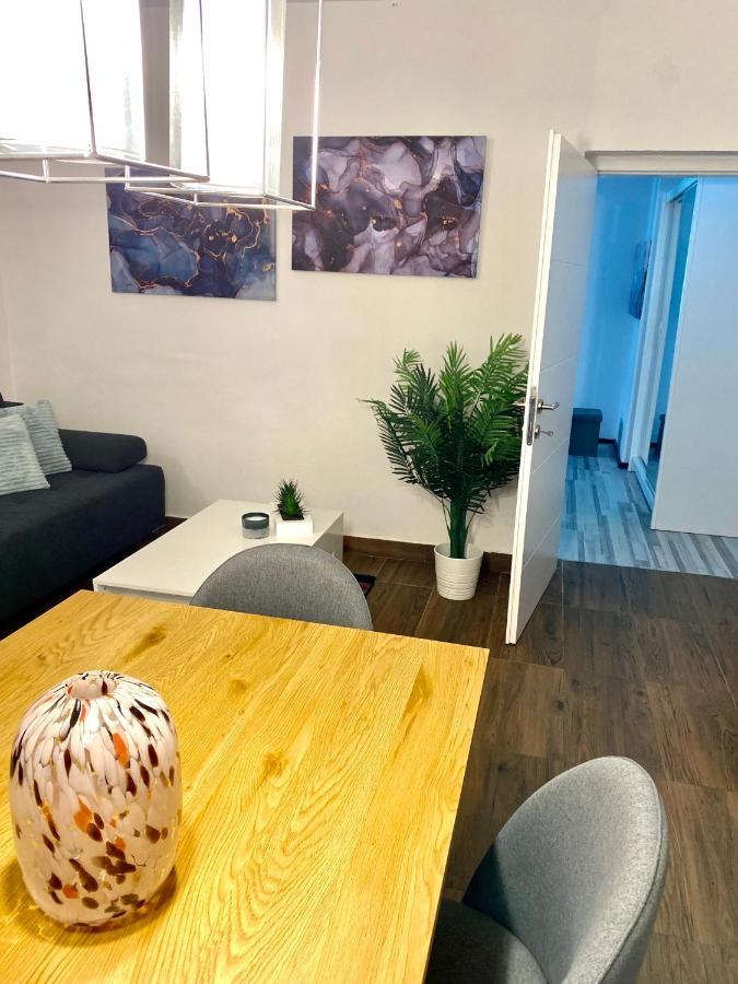 Apartments Stara Baška Екстериор снимка