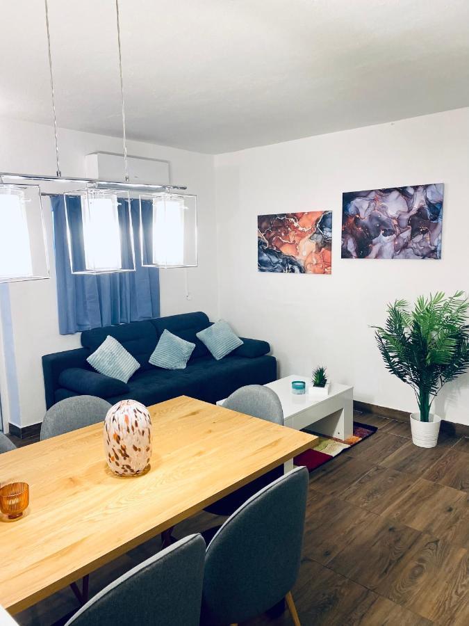 Apartments Stara Baška Екстериор снимка