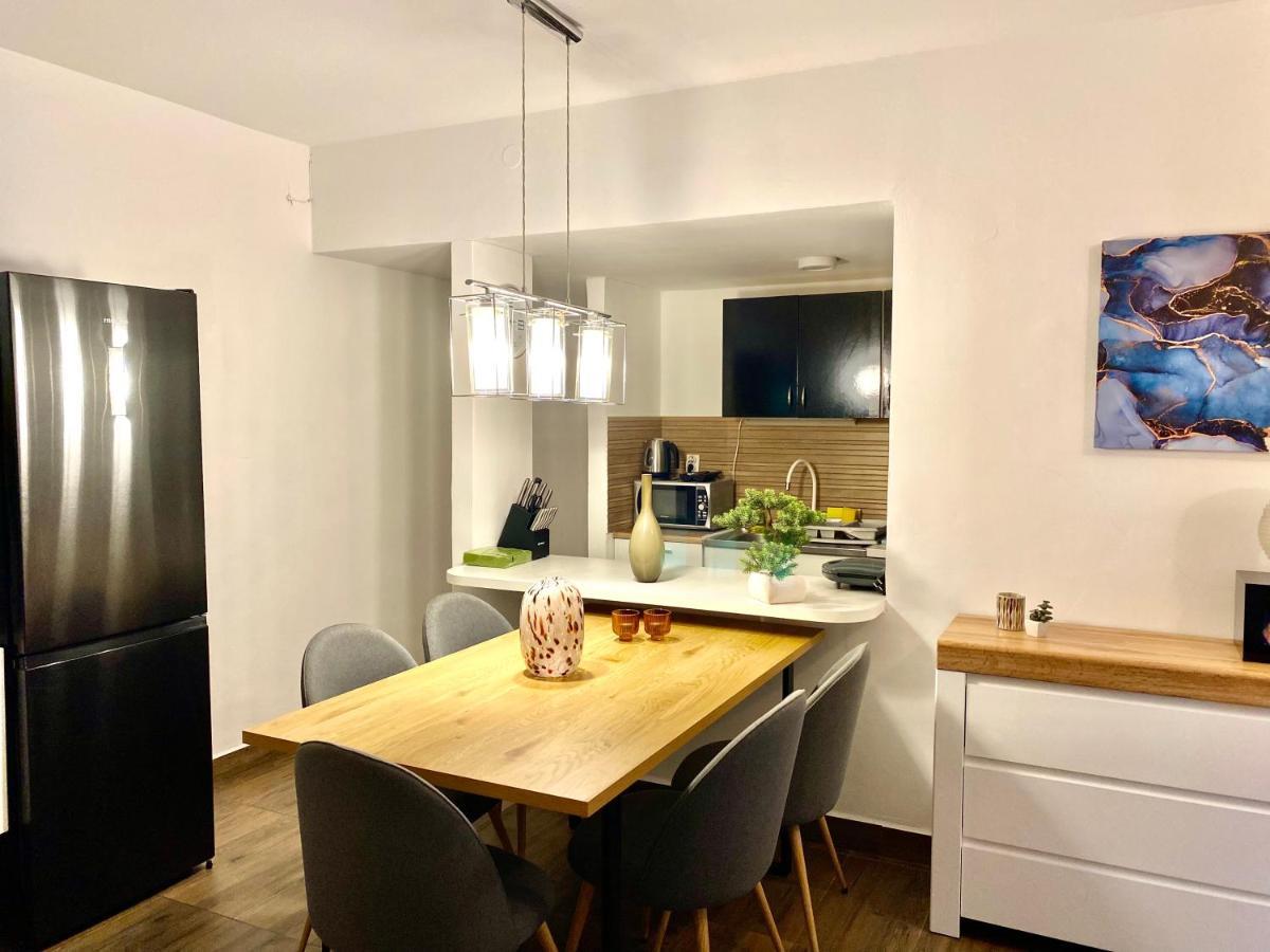 Apartments Stara Baška Екстериор снимка